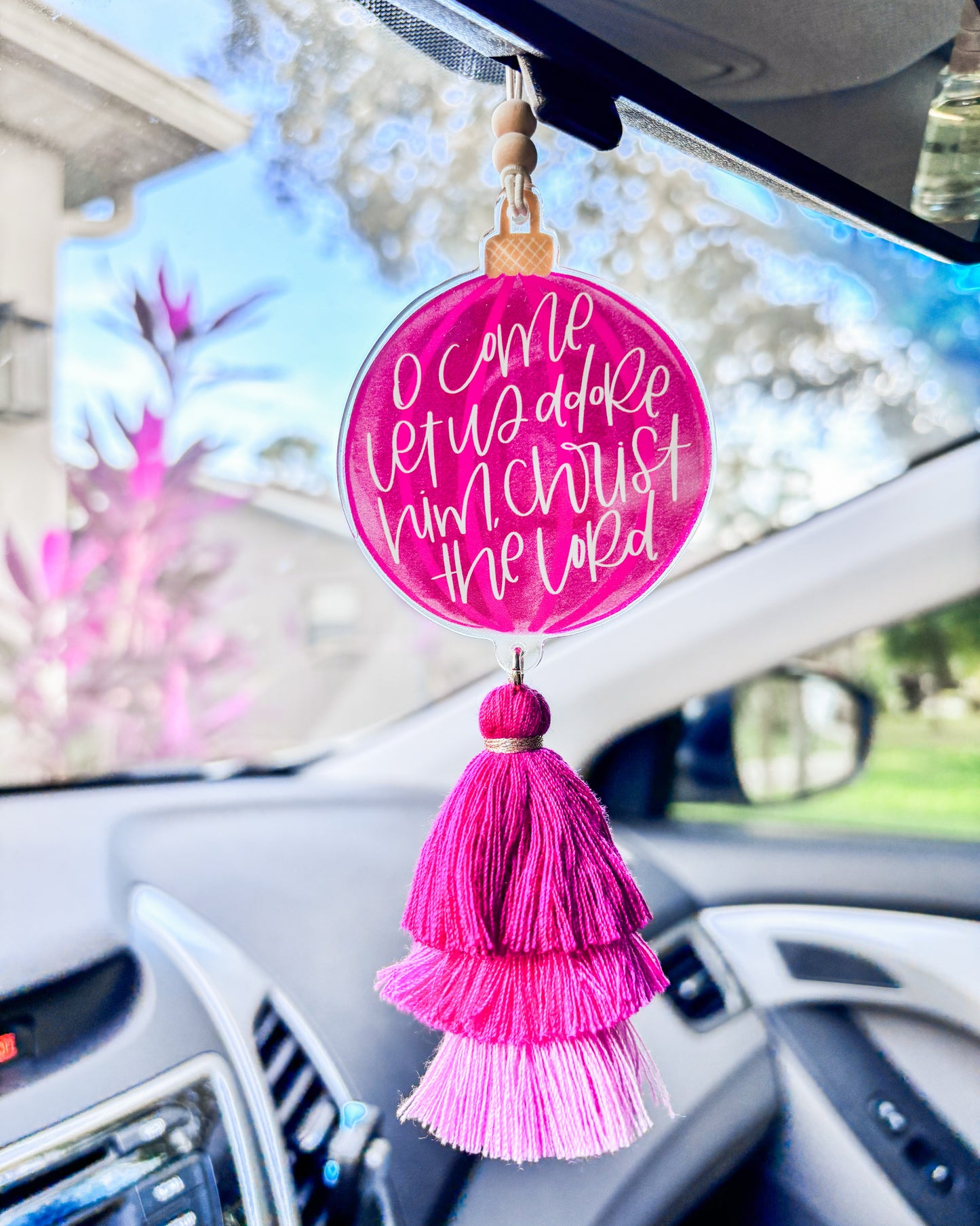 LET US ADORE HIM CARMINDER - LIMITED EDITION