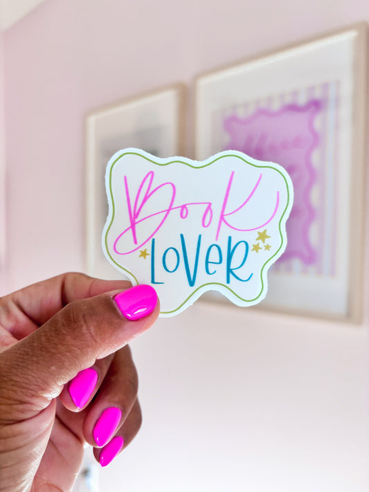 ‘BOOK LOVER’ STICKER